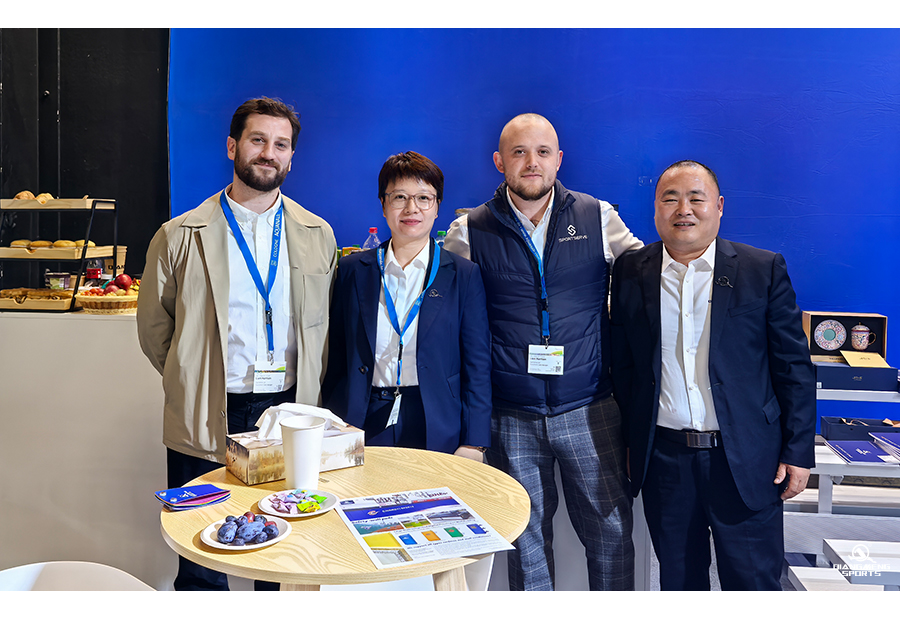 1762142305646573.jpg 德國(guó)FSB_16.jpg